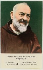Pater Pio Relikwie 14